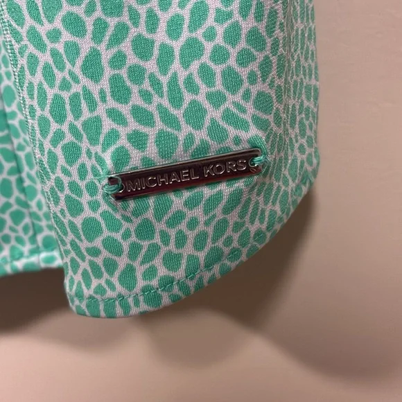 Michael Kors Mint Ruffle Sleeve Blouse medium - Picture 4 of 7